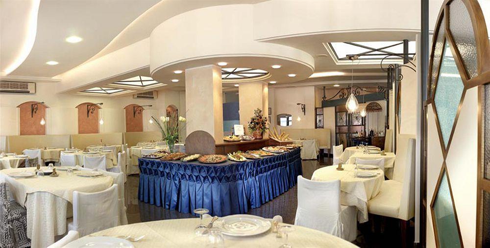 Hotel Strand เบลลาเรีย-อีเจอา มารีนา ภายนอก รูปภาพ