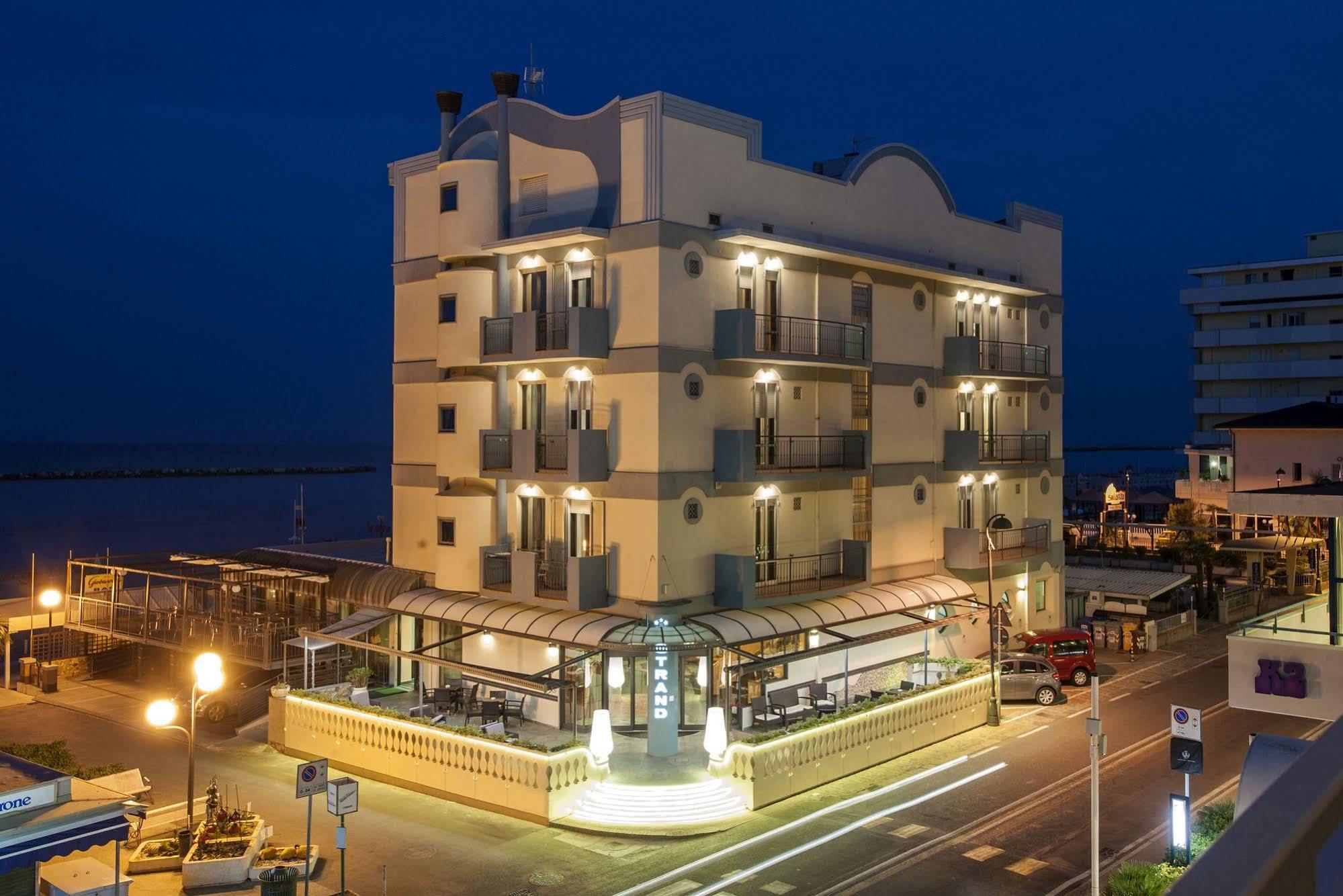 Hotel Strand เบลลาเรีย-อีเจอา มารีนา ภายนอก รูปภาพ